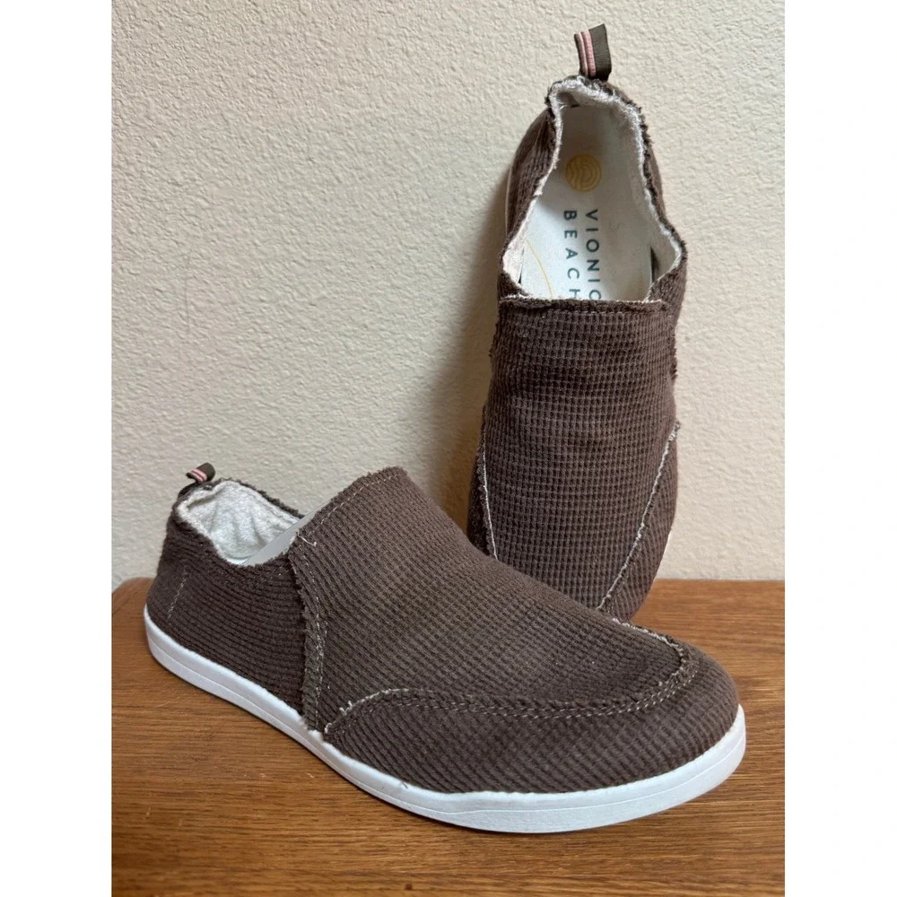 Vionic Malibu Slip On Sneakers Womens 7 Brown Waffle Vegan Flats Beach Travel